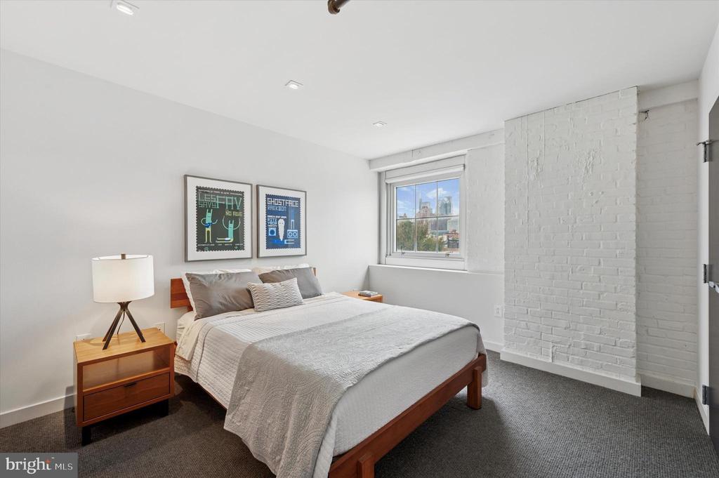 1101 WASHINGTON AVENUE 306