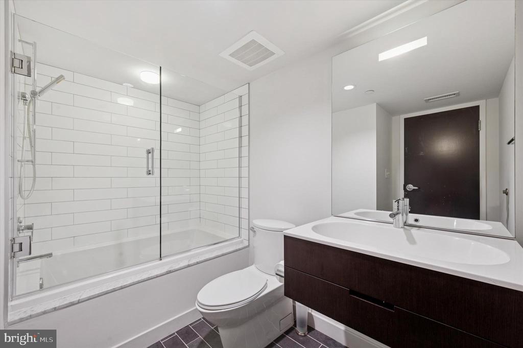 1101 WASHINGTON AVENUE 306