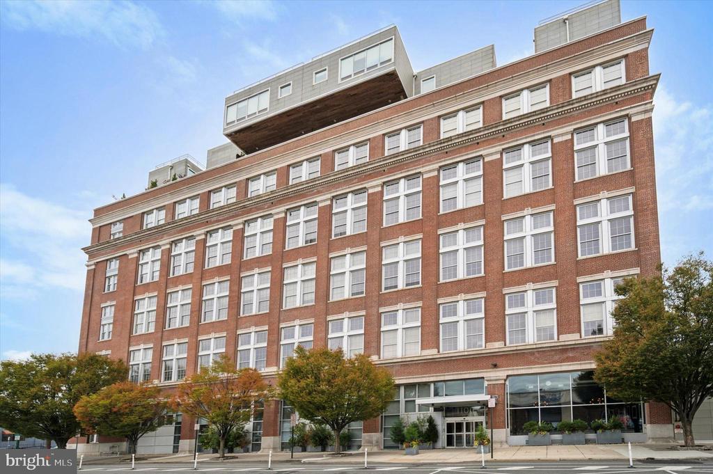 1101 WASHINGTON AVENUE 306