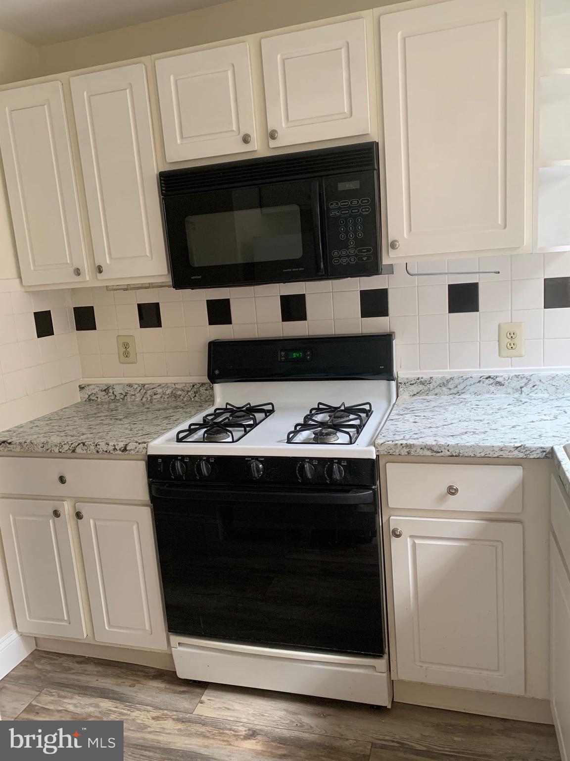 528 FITZWATER STREET