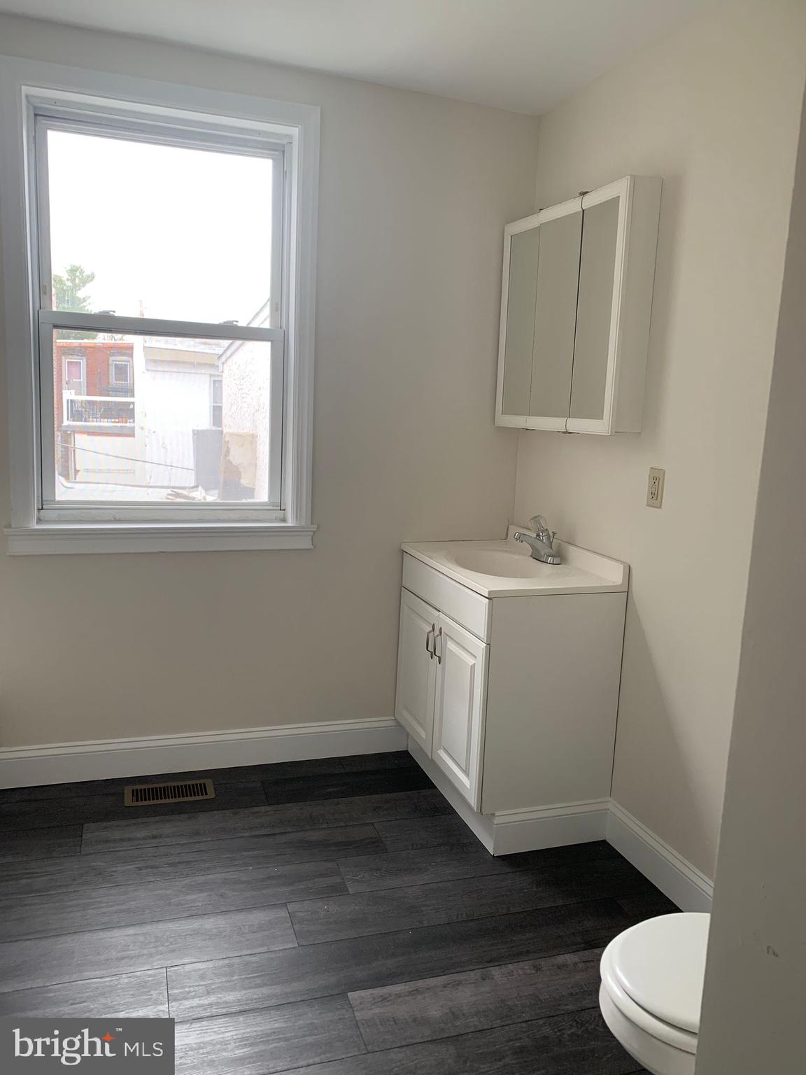 528 FITZWATER STREET