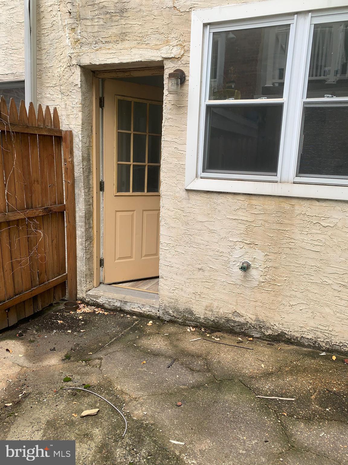 528 FITZWATER STREET