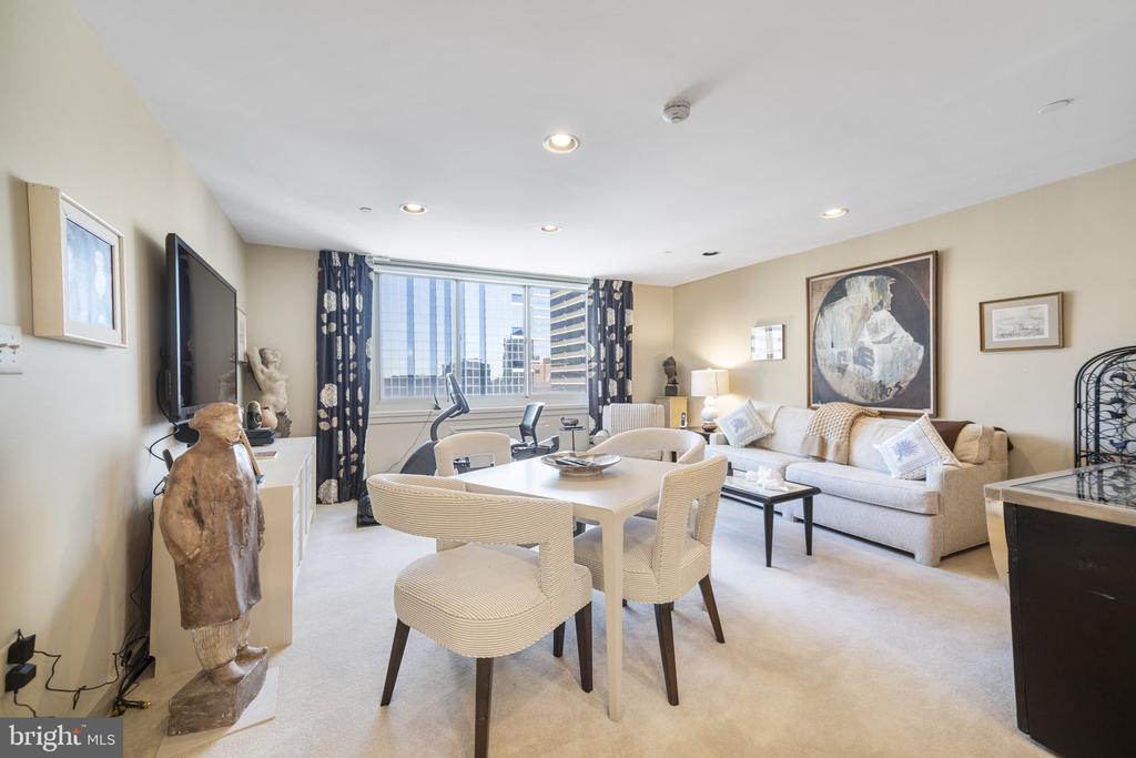 1919 CHESTNUT STREET 2901/02/24