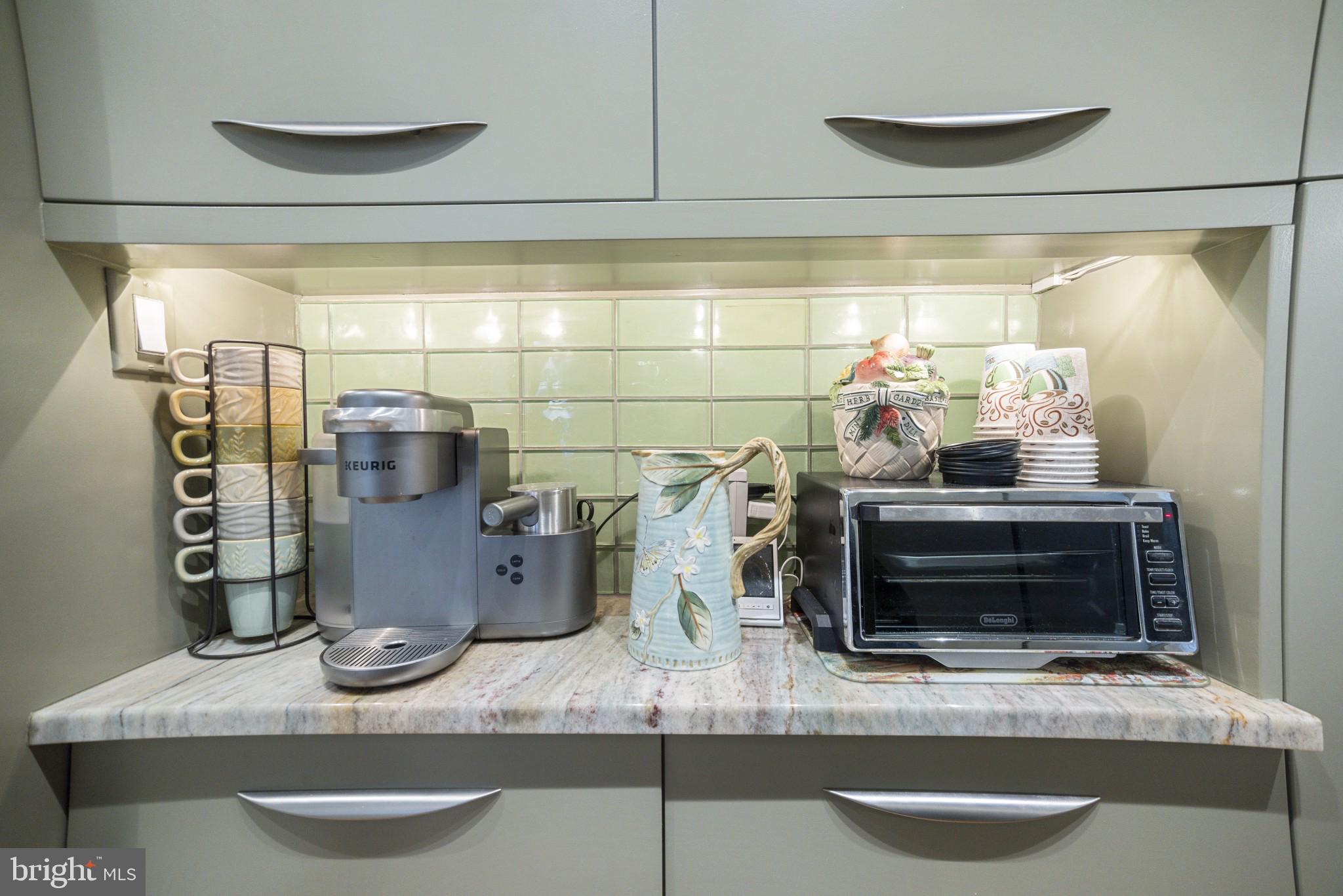 1919 CHESTNUT STREET 2901/02/24