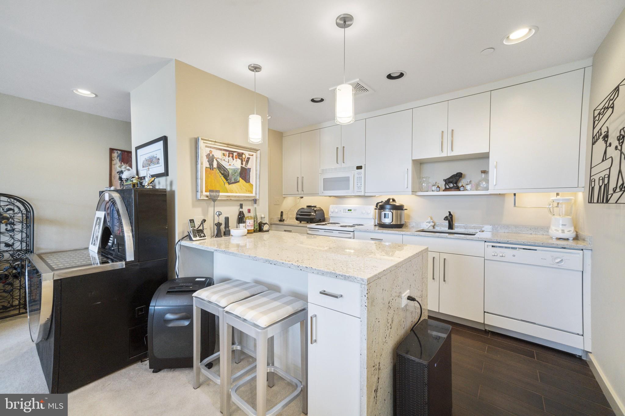 1919 CHESTNUT STREET 2901/02/24