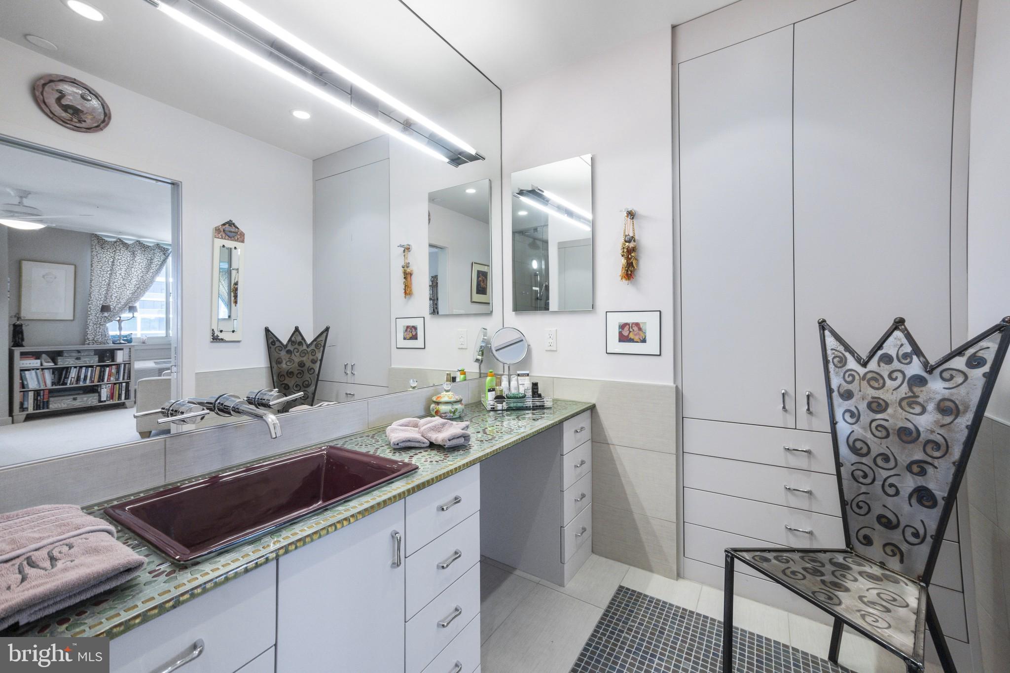 1919 CHESTNUT STREET 2901/02/24