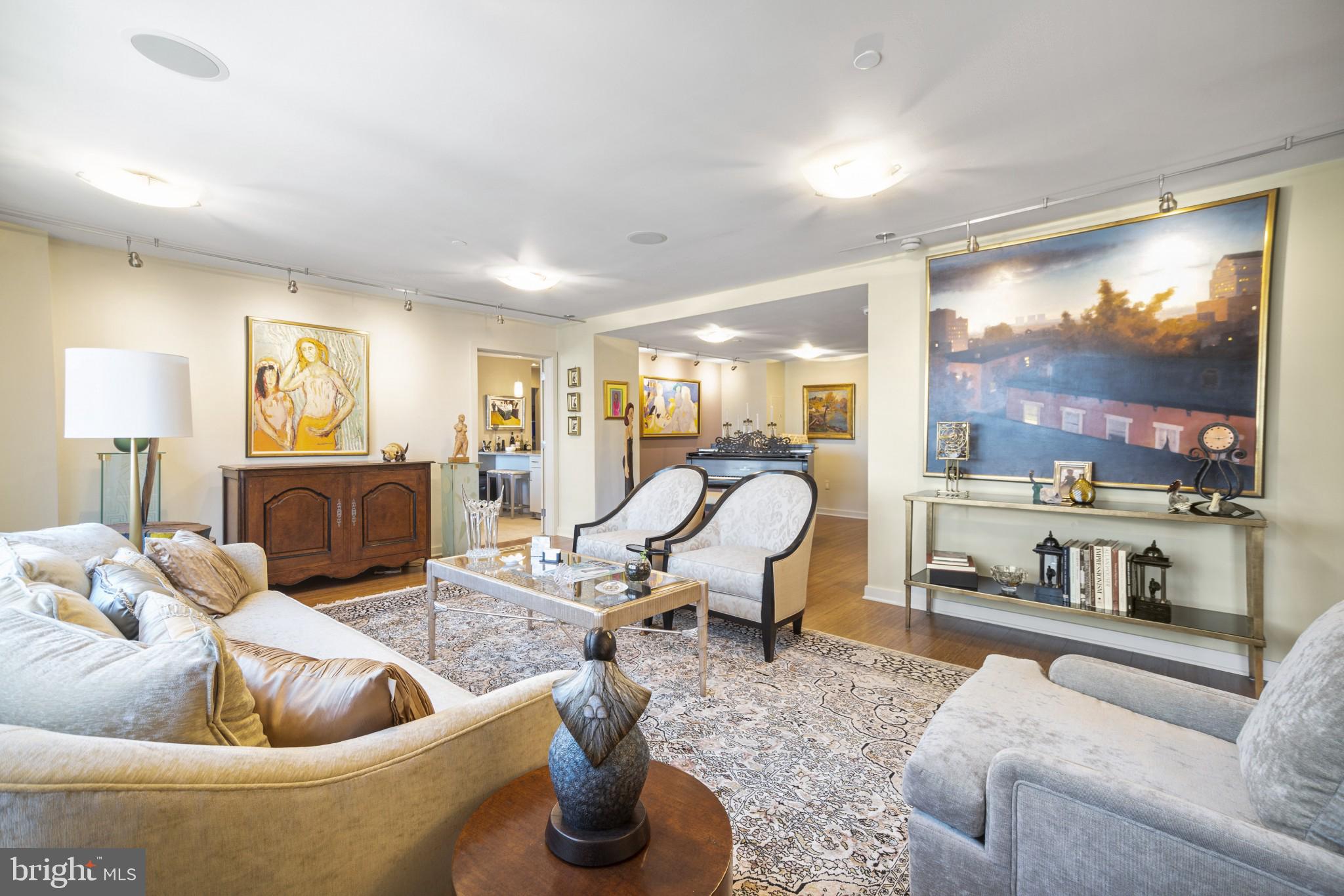 1919 CHESTNUT STREET 2901/02/24