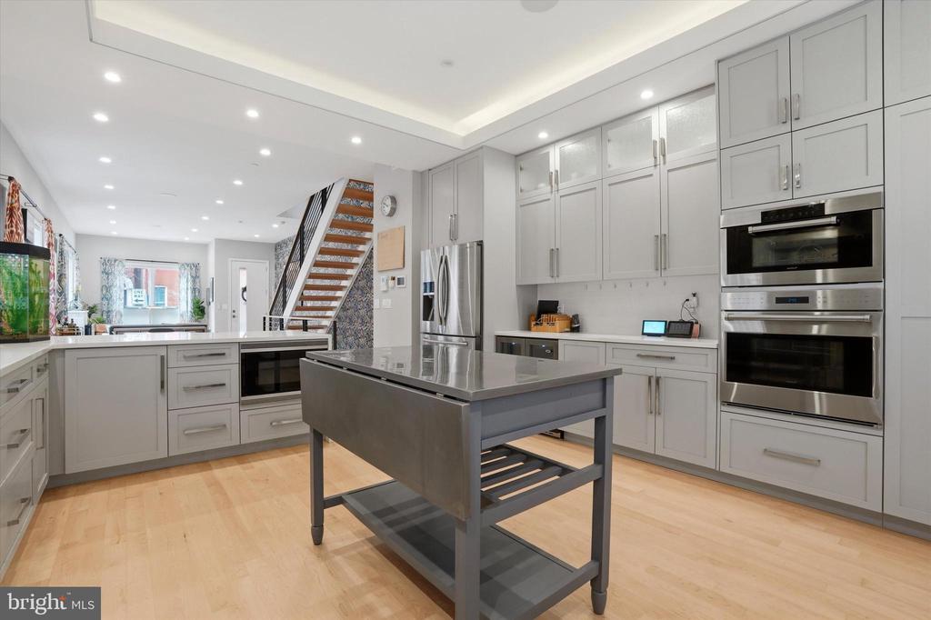 741 S 15TH STREET