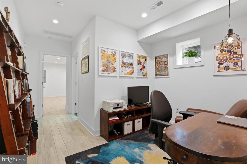 741 S 15TH STREET