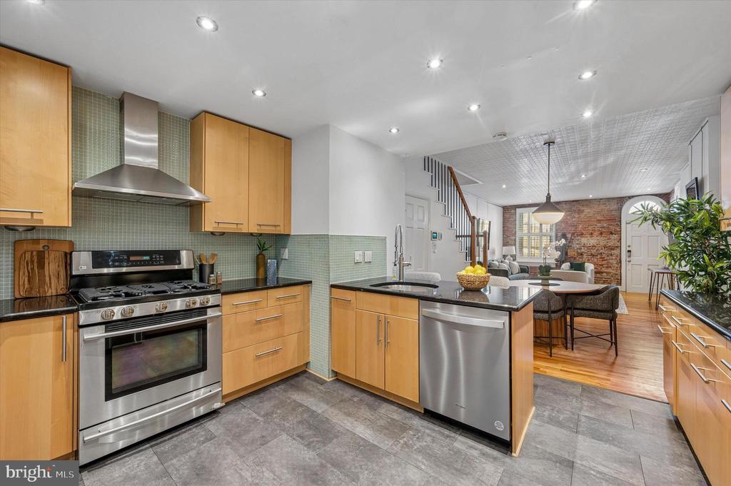 721 S 3RD STREET
