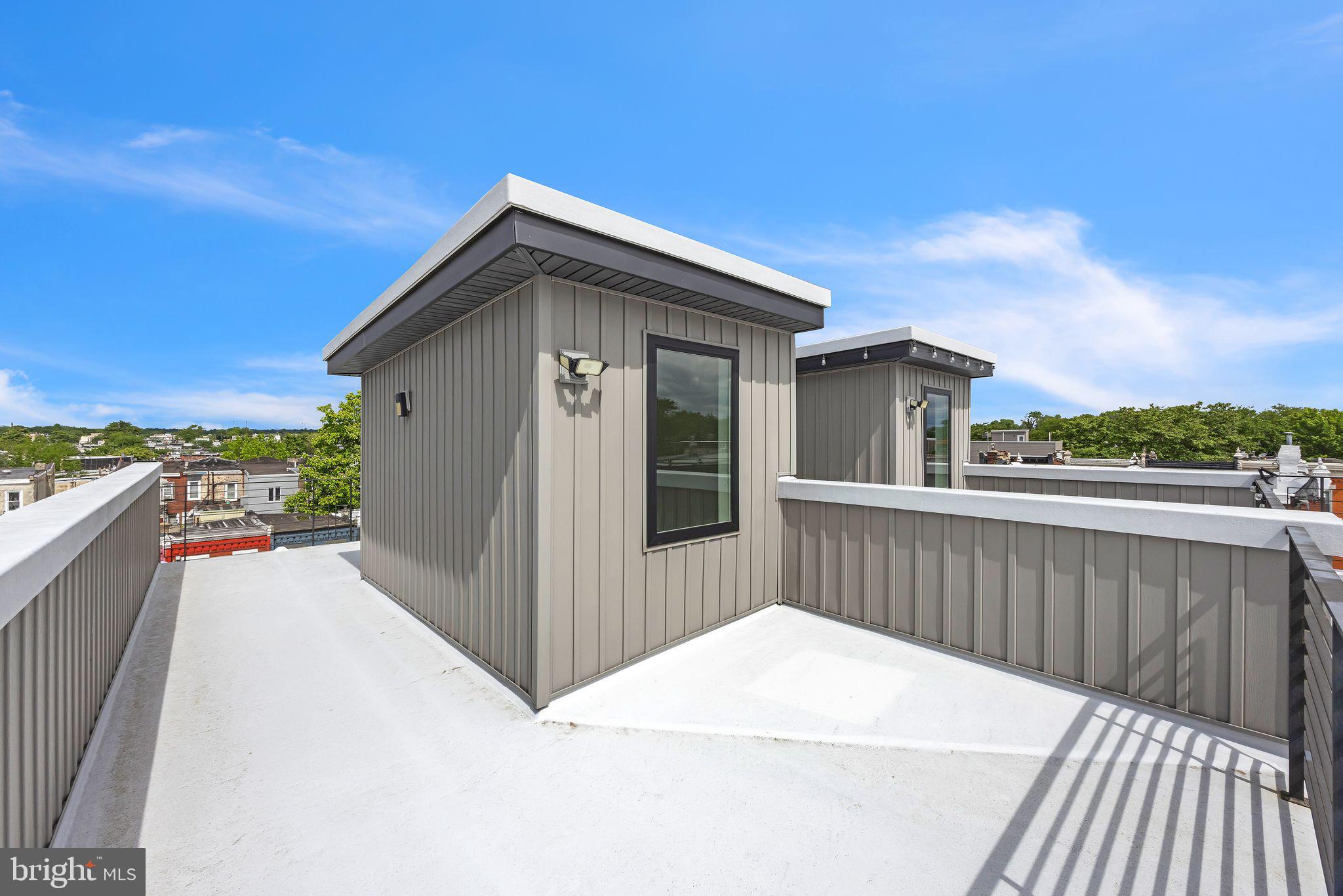 1752 N BAILEY STREET