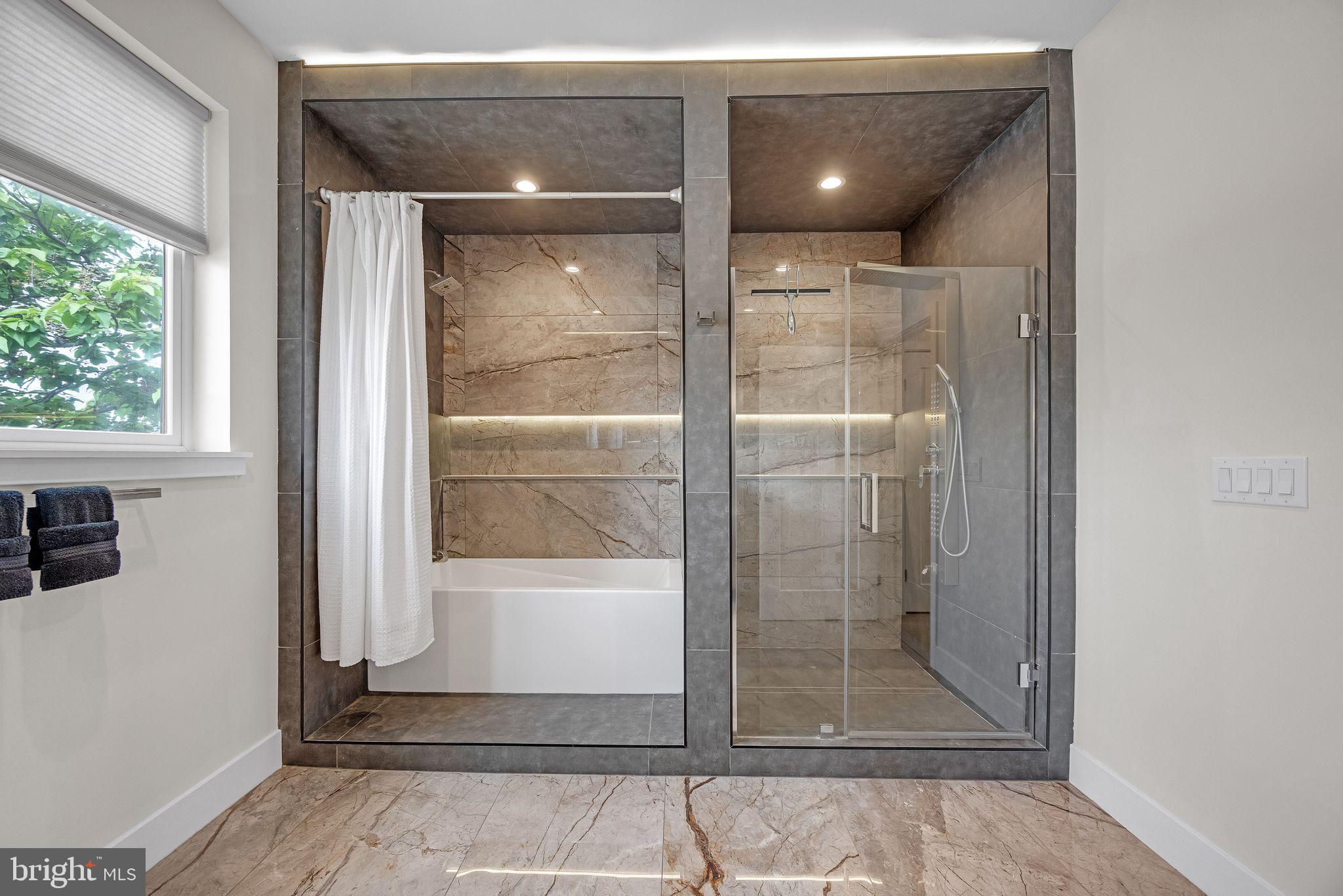 1752 N BAILEY STREET