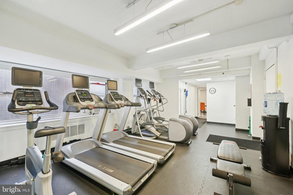 220 W RITTENHOUSE SQUARE Unit: 10C
