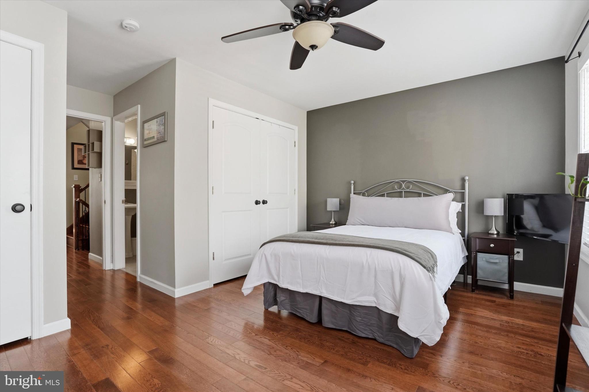 2114 MONTROSE STREET