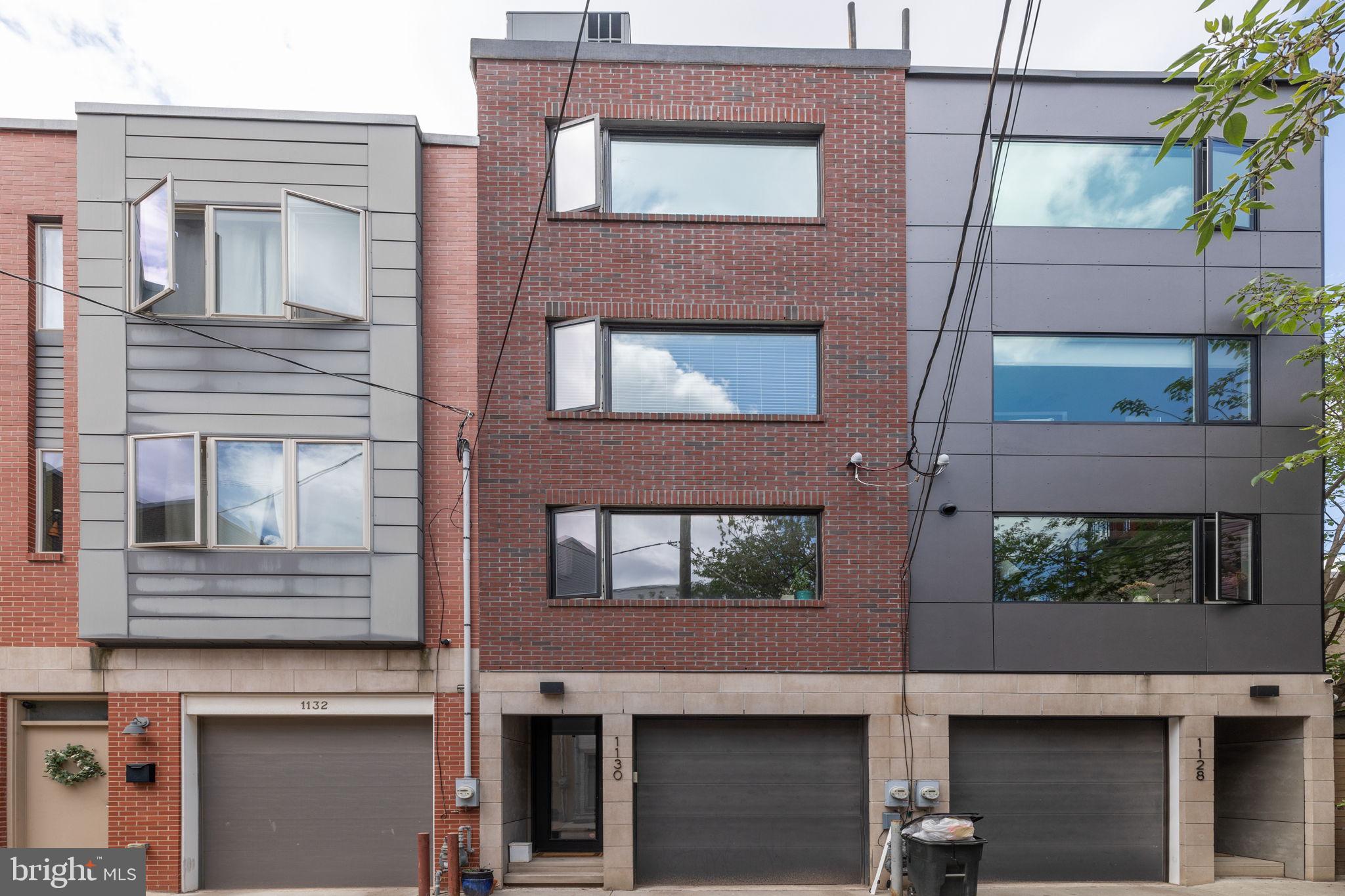 1130 S SYDENHAM STREET