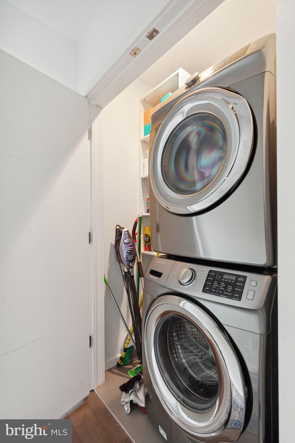 1130 S SYDENHAM STREET