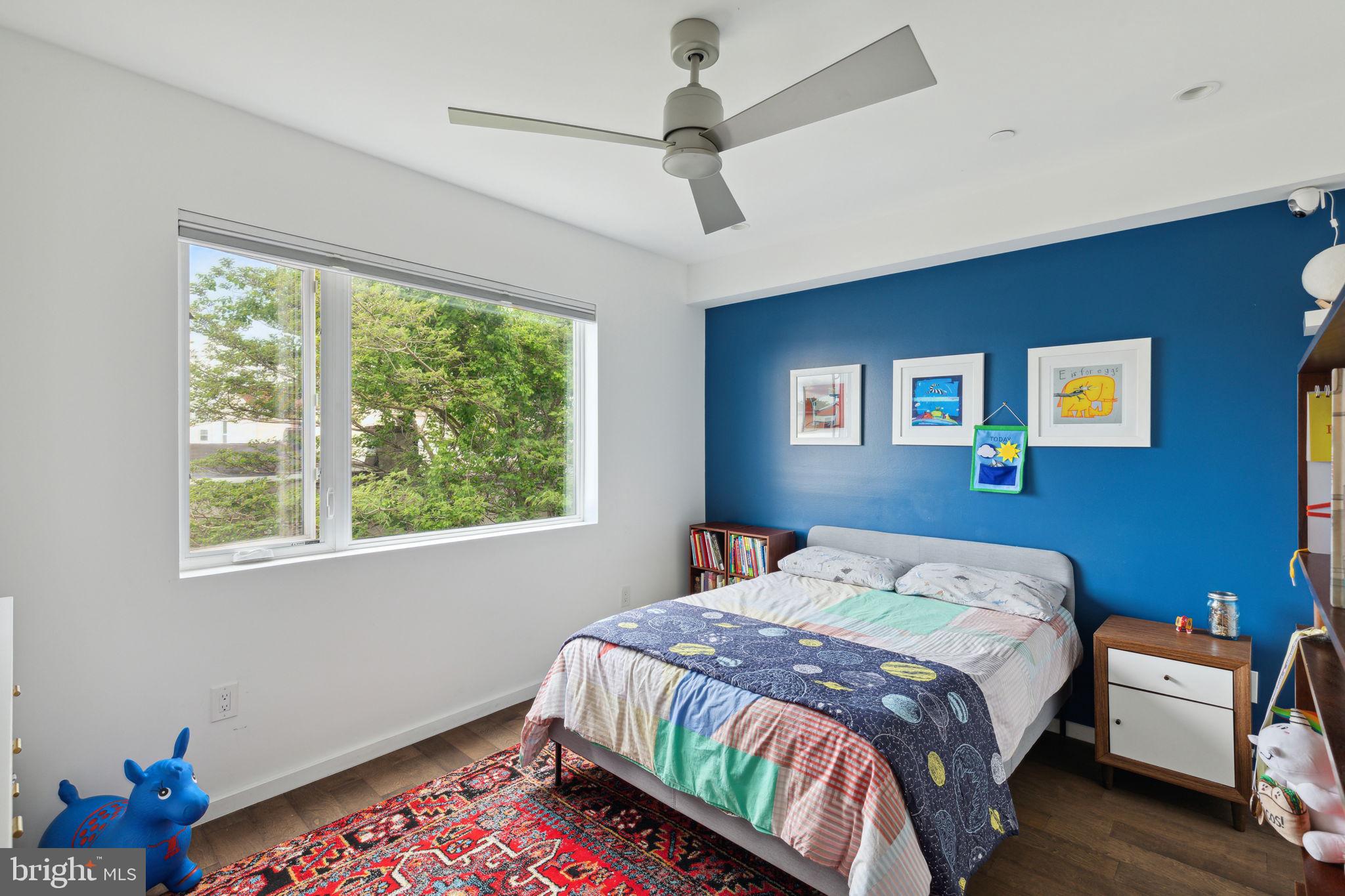 1130 S SYDENHAM STREET