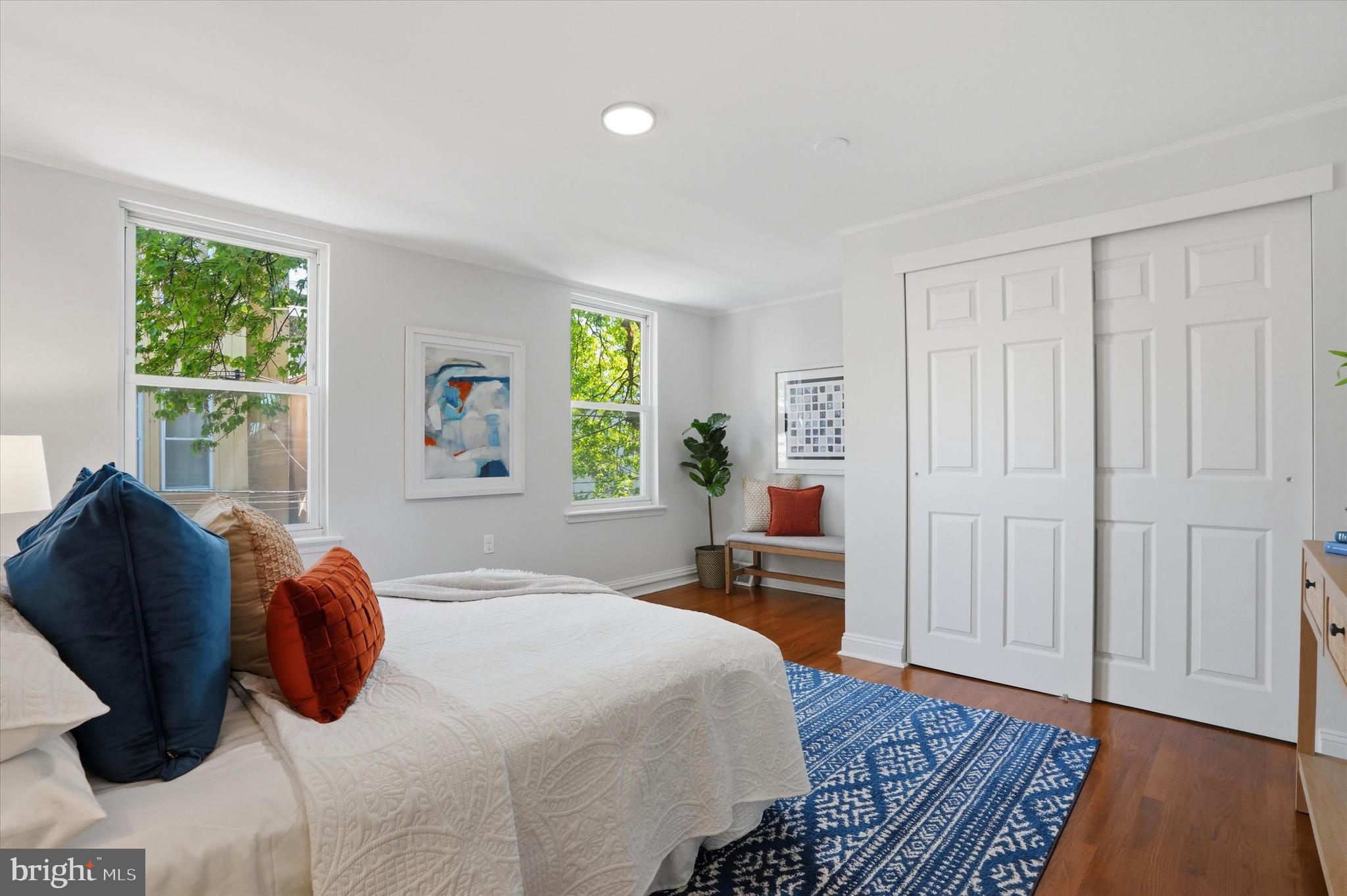 752 S HARSHAW STREET