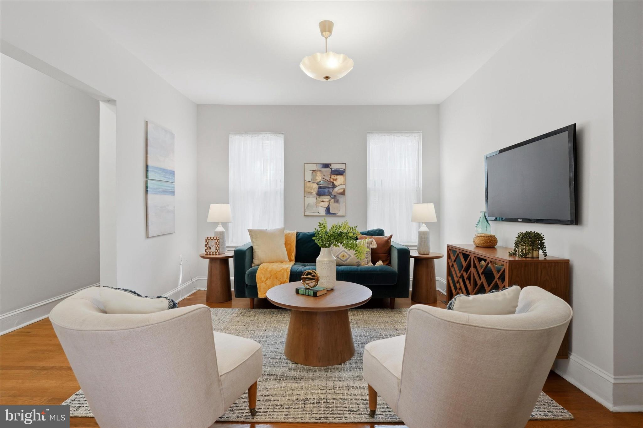 752 S HARSHAW STREET