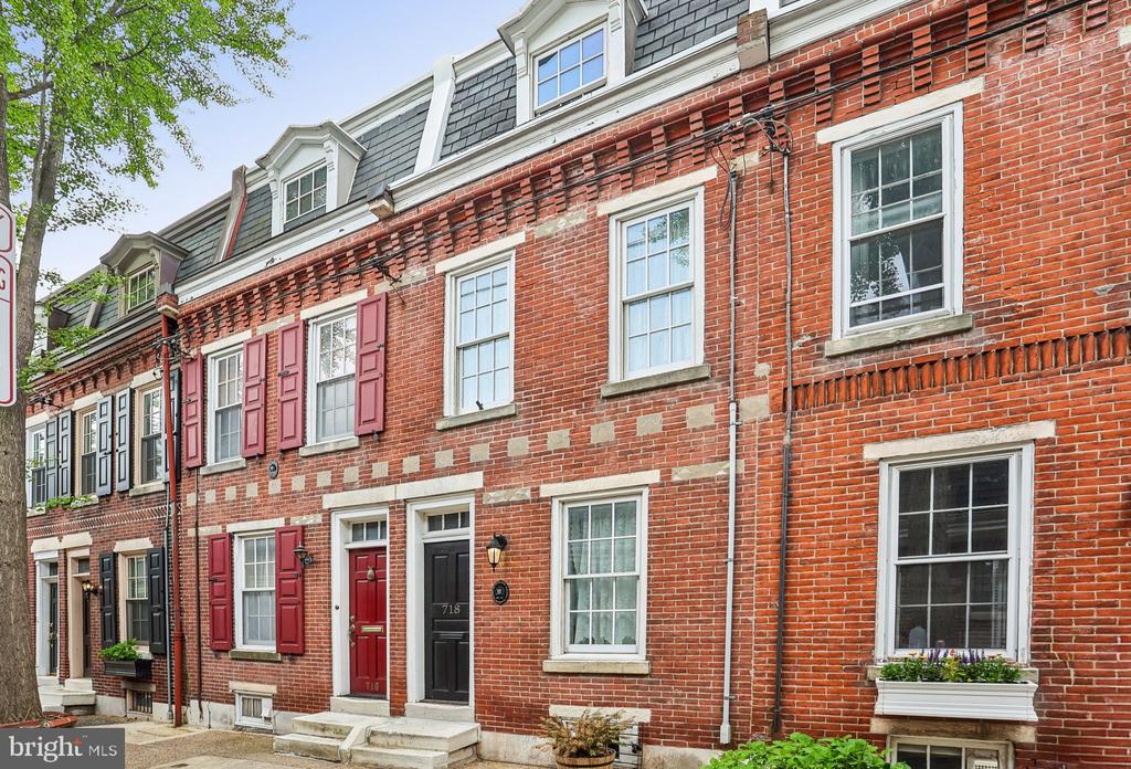 718 BRADFORD ALLEY