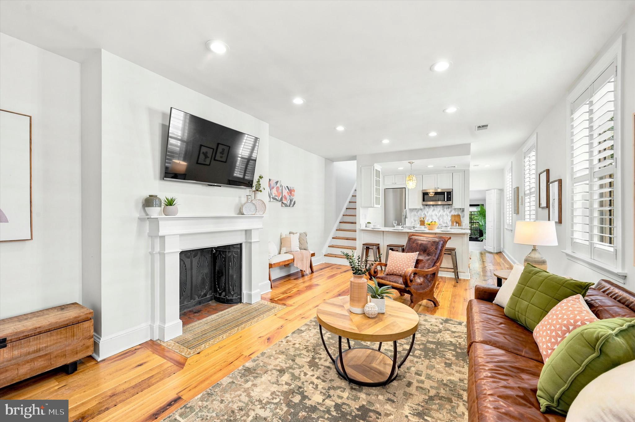 328 SPRUCE STREET 5