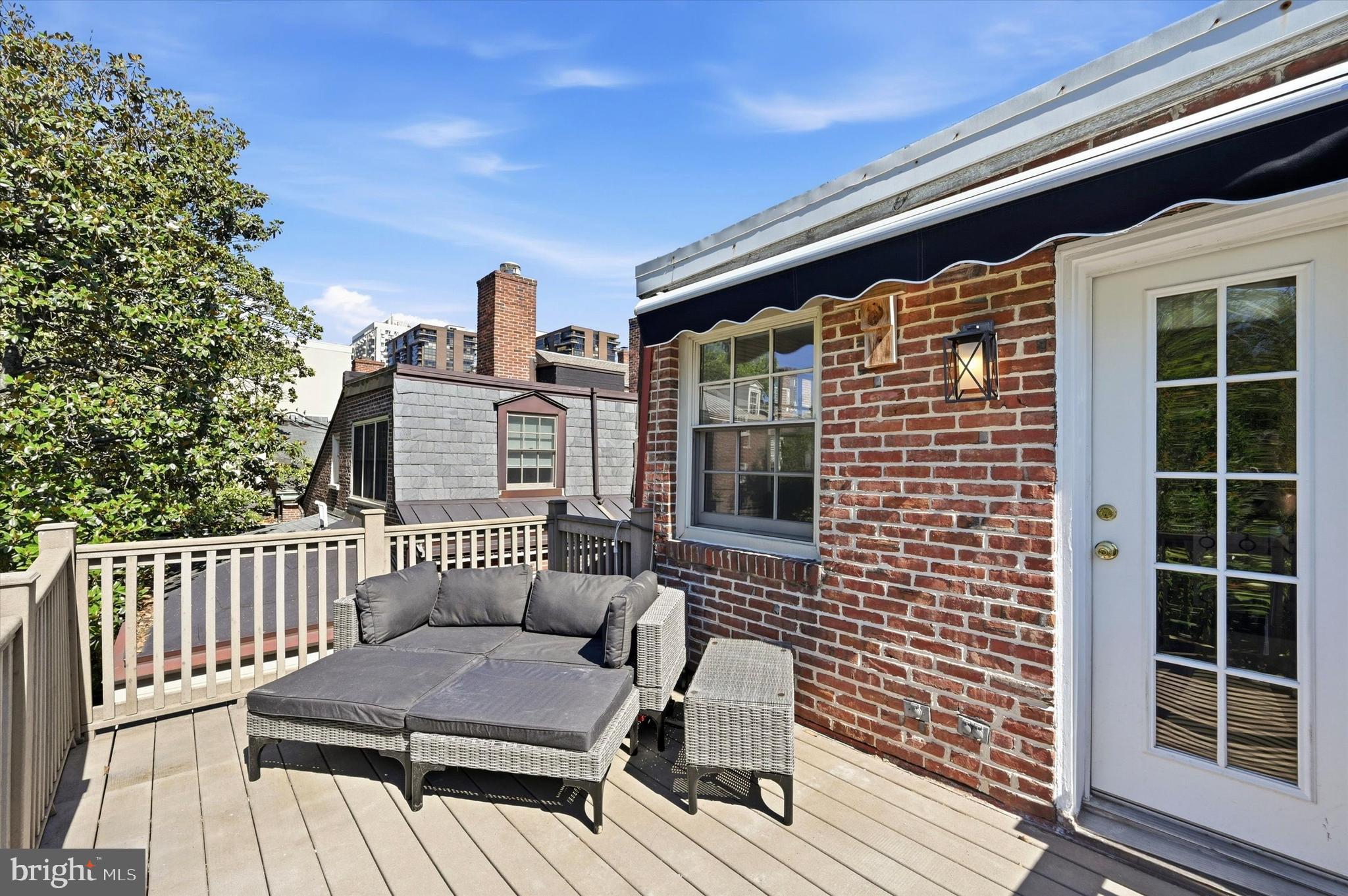 328 SPRUCE STREET 5
