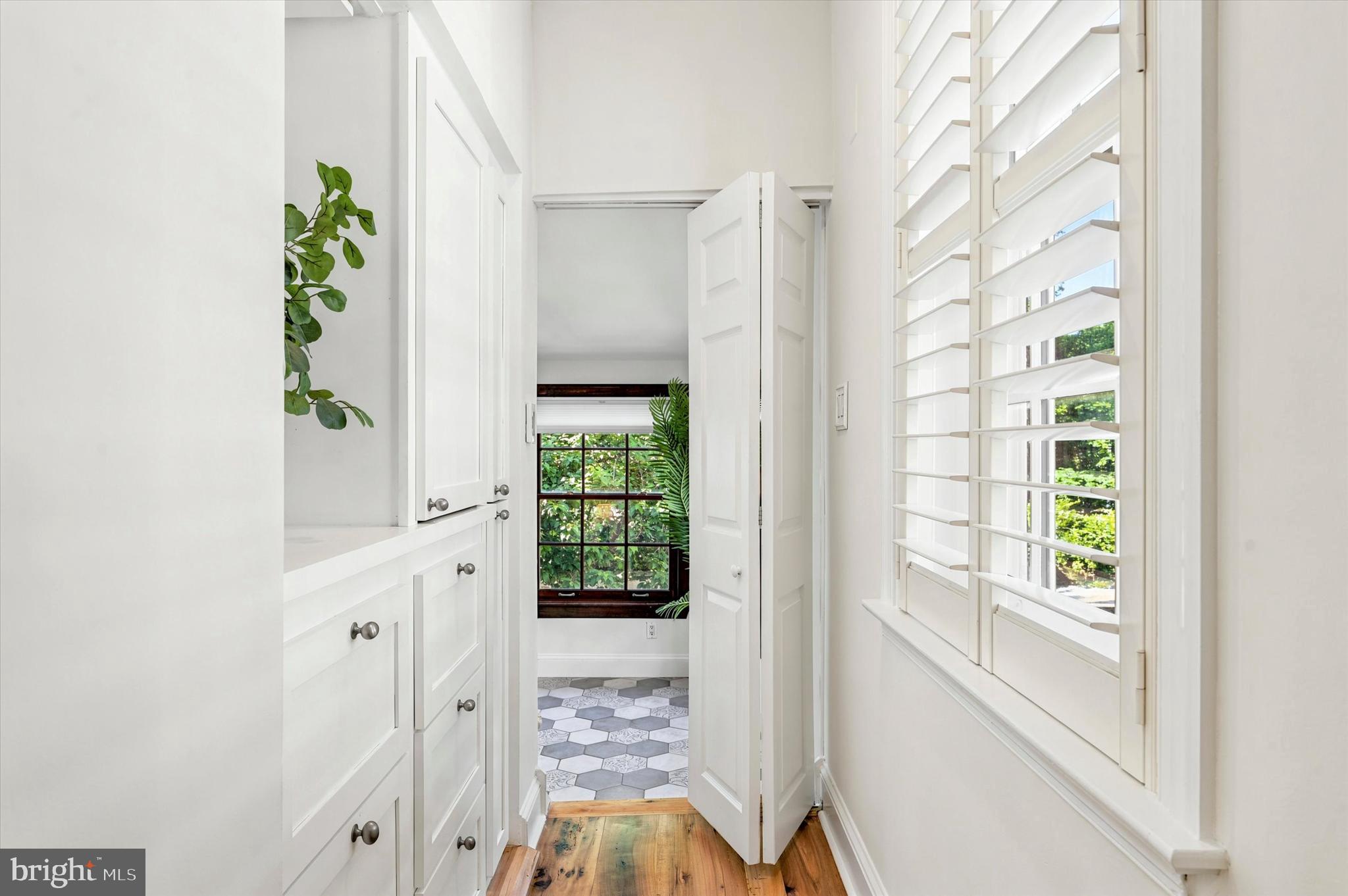 328 SPRUCE STREET 5