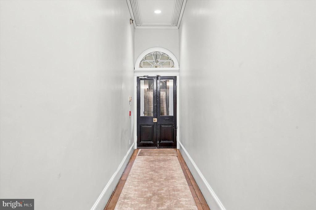 328 SPRUCE STREET 5
