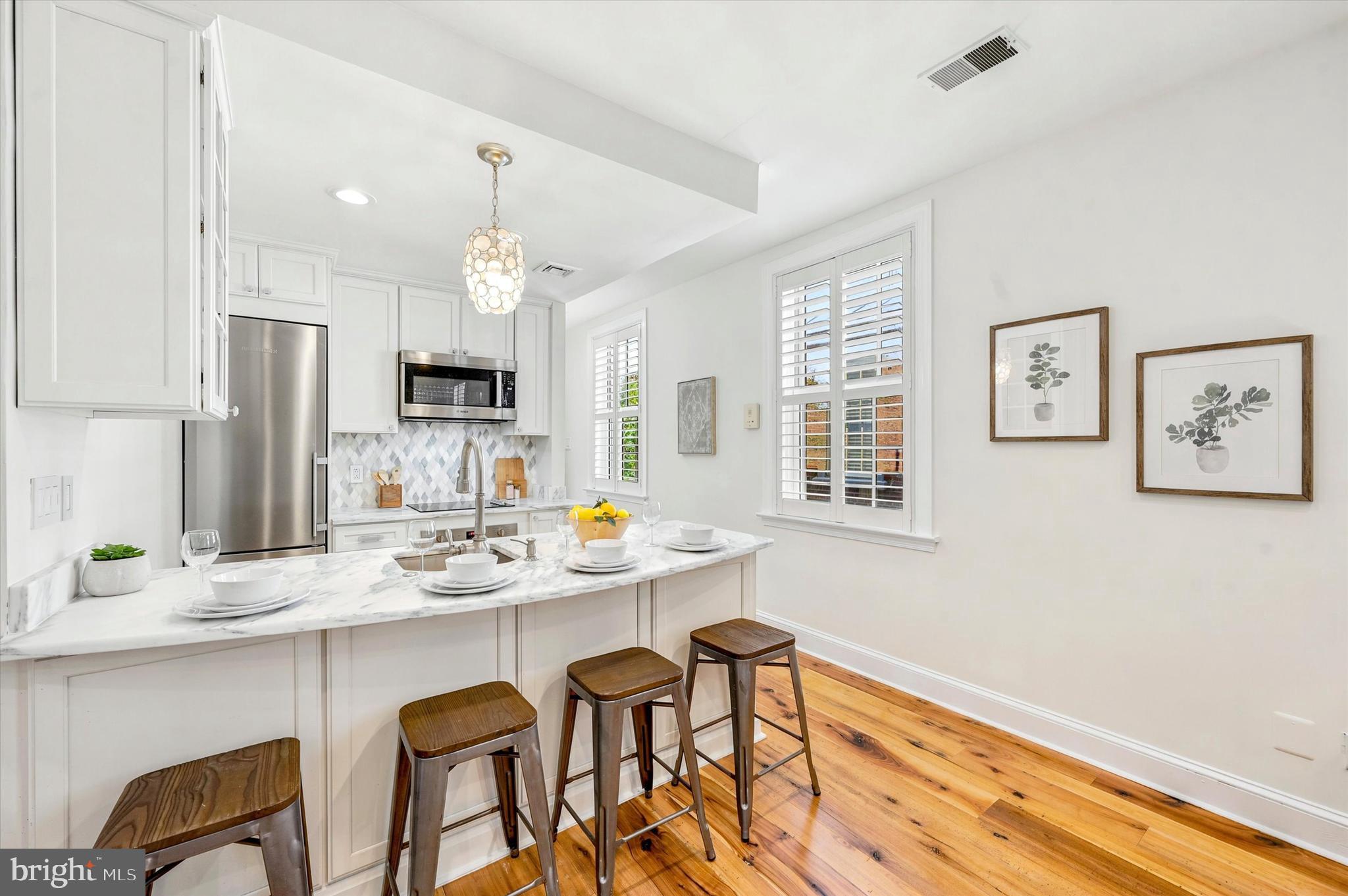 328 SPRUCE STREET 5