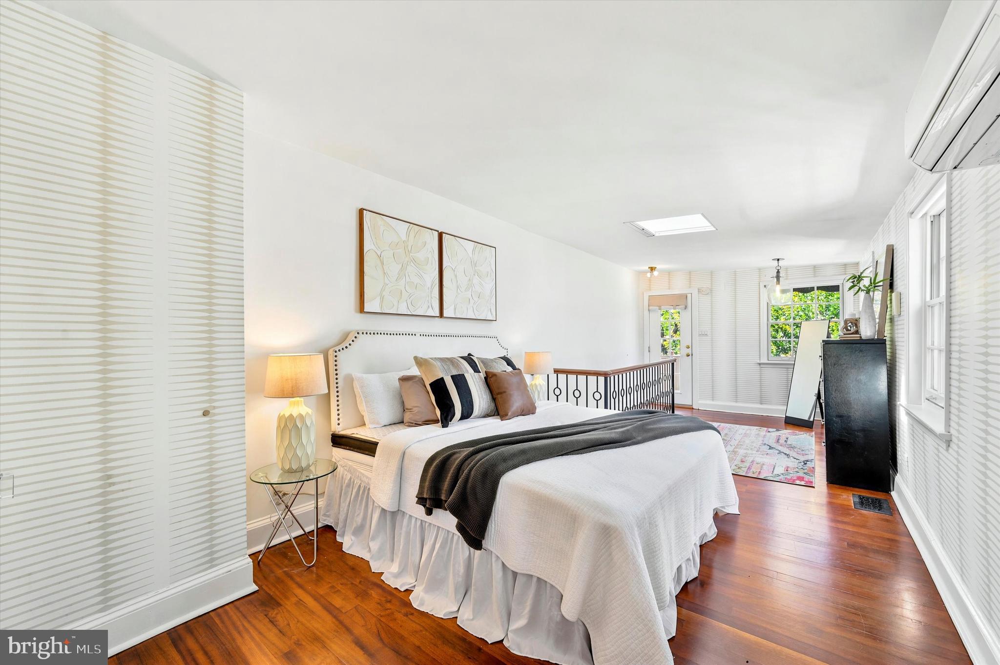 328 SPRUCE STREET 5