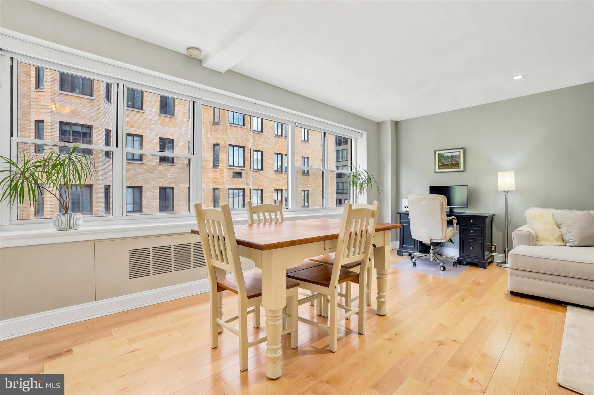 220 W RITTENHOUSE SQUARE 5D