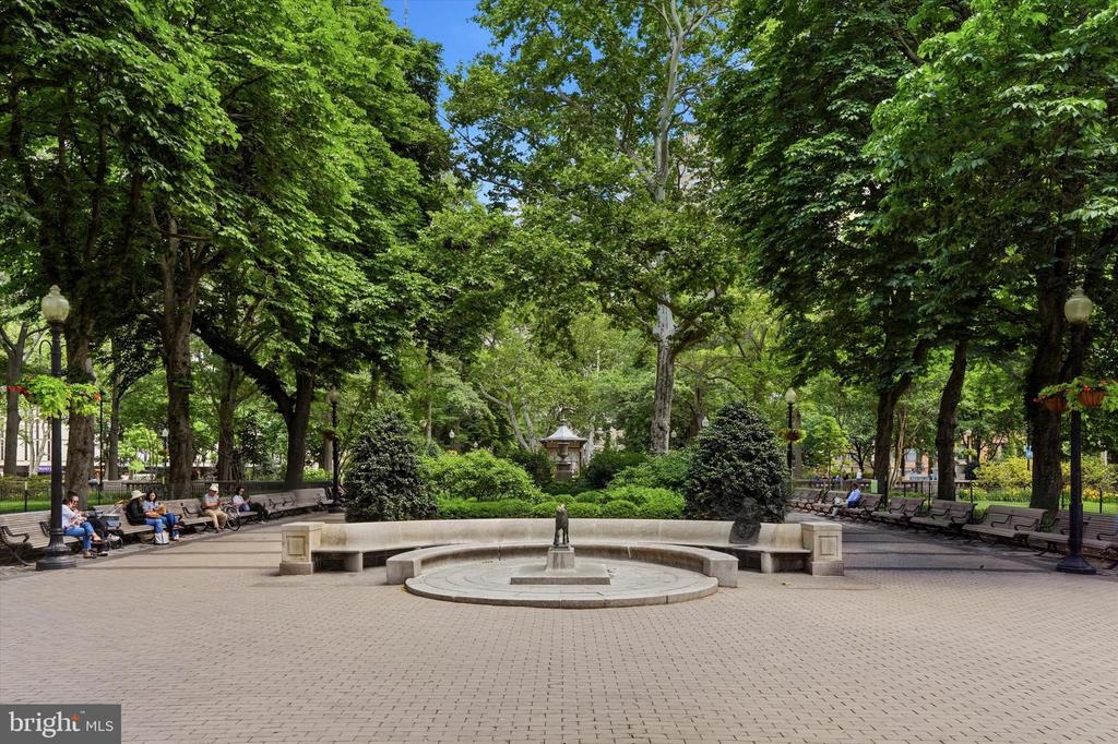 220 W RITTENHOUSE SQUARE 5D