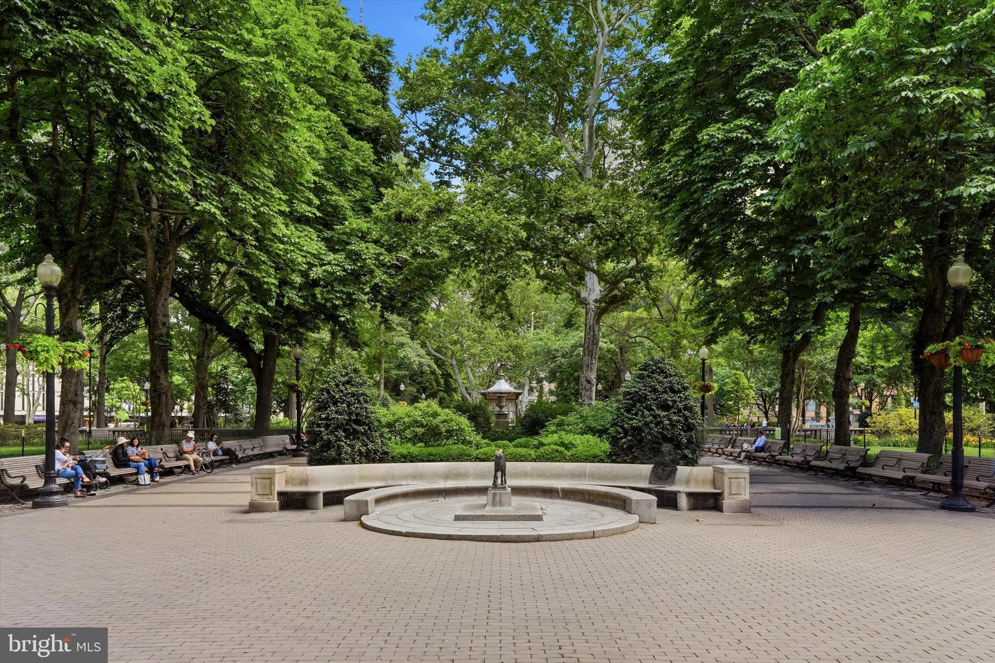 220 W RITTENHOUSE SQUARE 5D