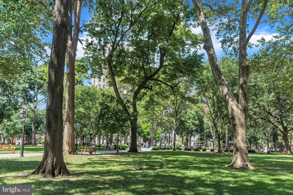 604 S WASHINGTON SQUARE Unit: 1209