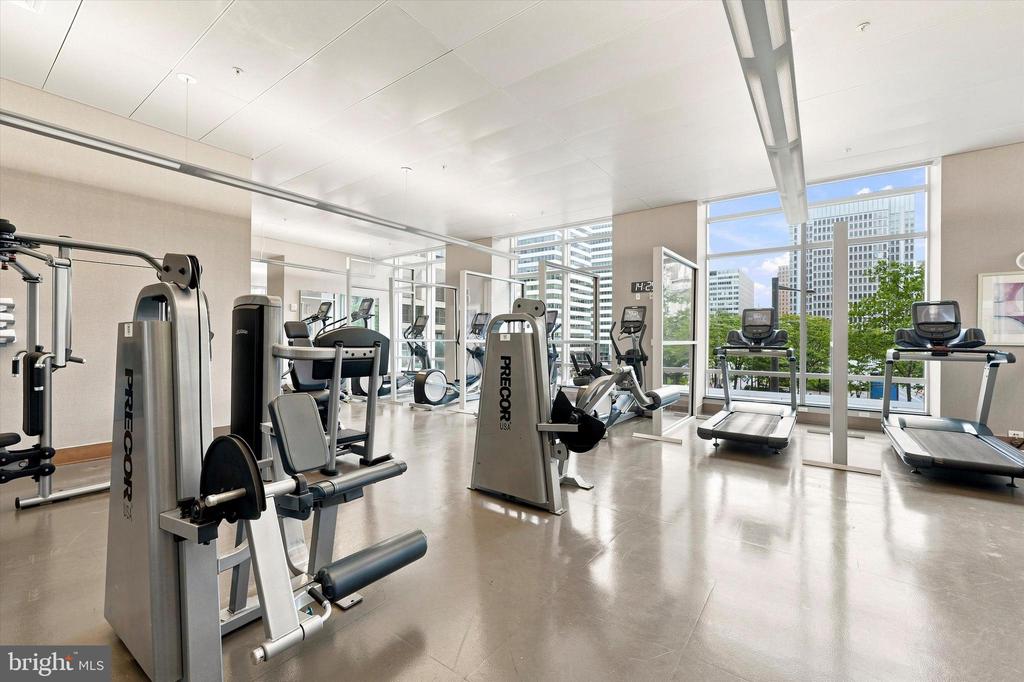 1414 S PENN SQUARE Unit: 6B