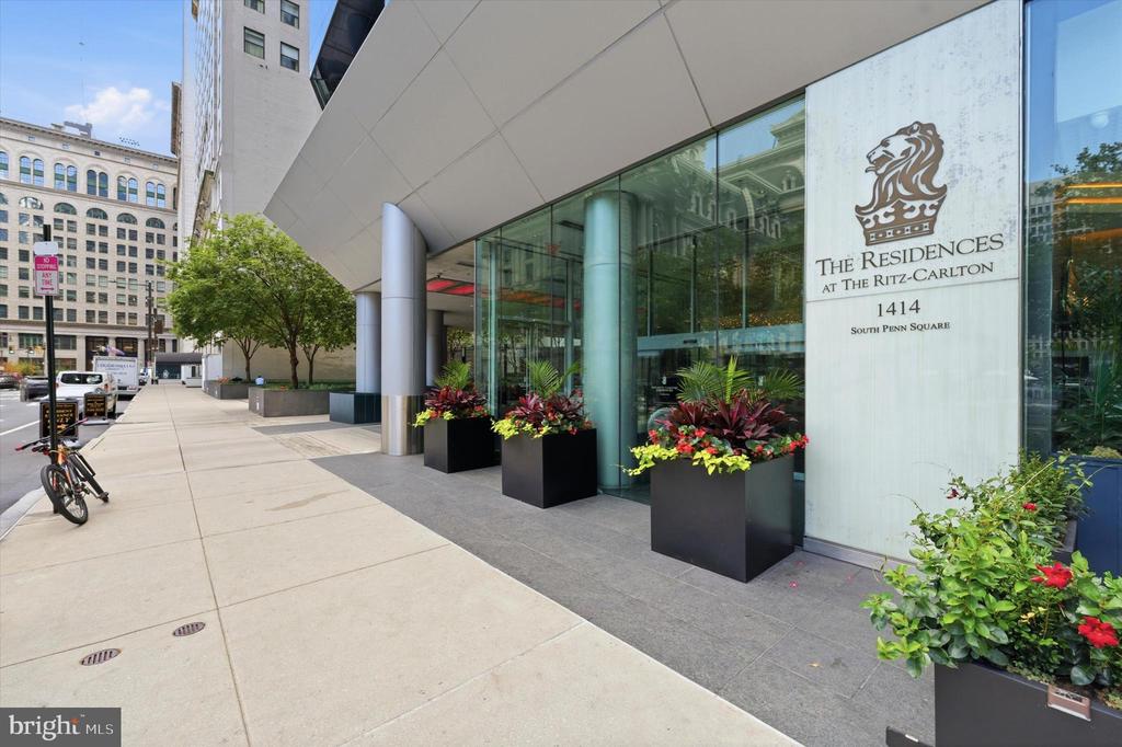 1414 S PENN SQUARE Unit: 6B