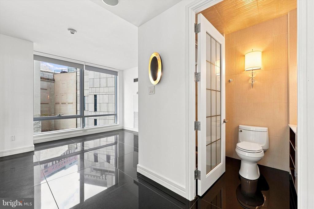 1414 S PENN SQUARE Unit: 6B