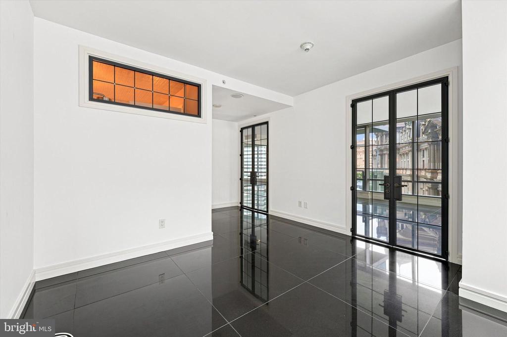 1414 S PENN SQUARE Unit: 6B