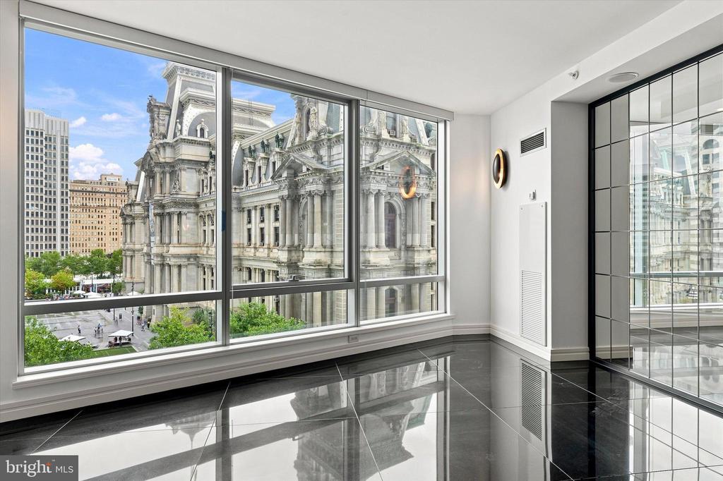 1414 S PENN SQUARE Unit: 6B