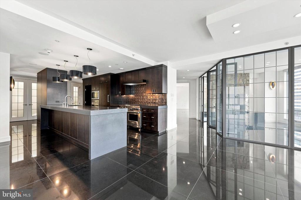 1414 S PENN SQUARE Unit: 6B