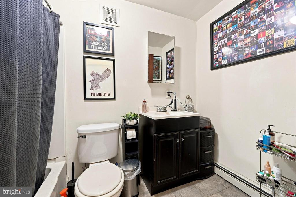 620 CATHARINE STREET Unit: 1