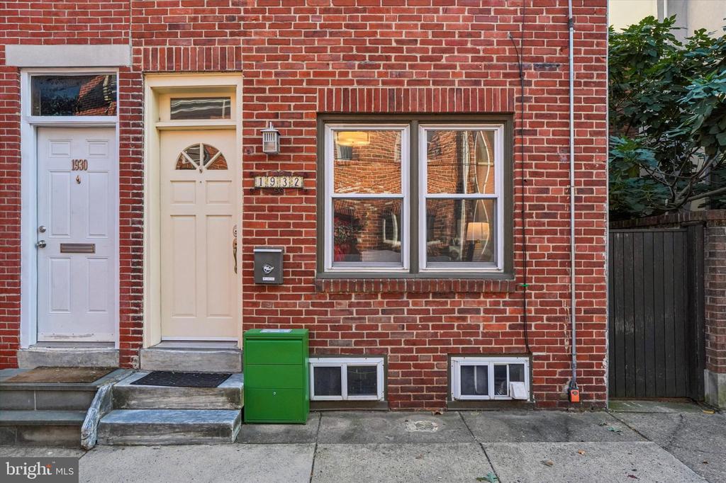 1932 KATER STREET