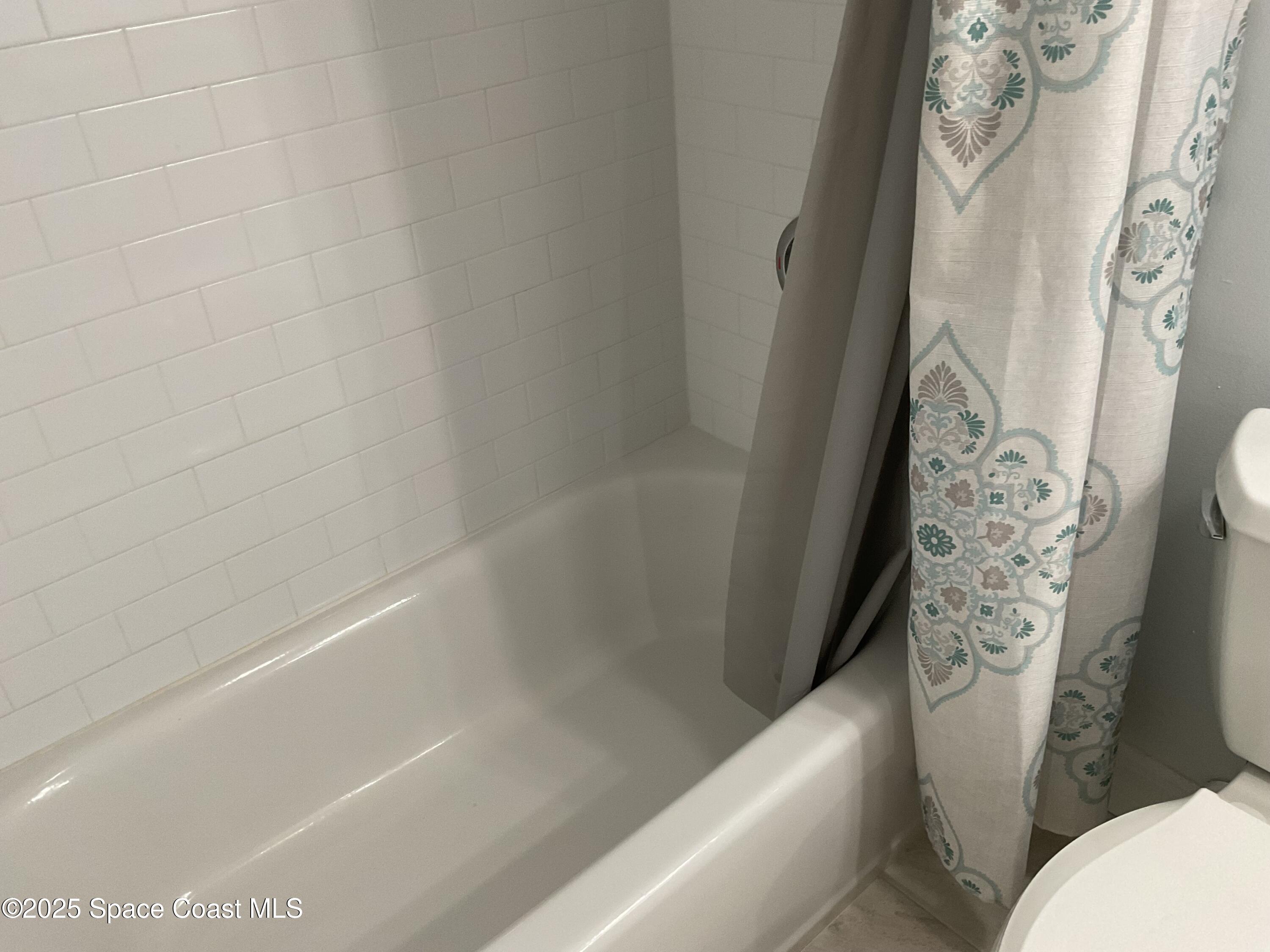 2700 N Highway A1a, Apt 8-202, Indialantic Unit: Apt 8-202