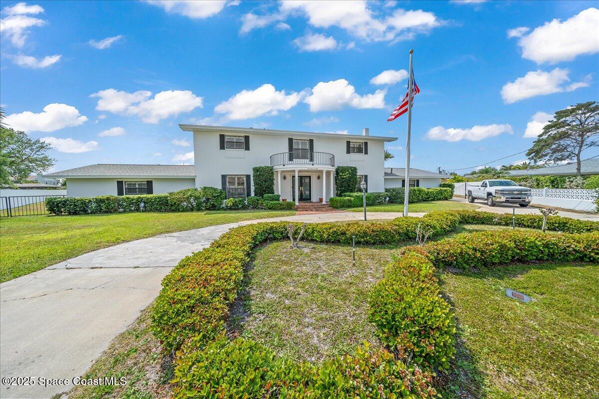 1790 Bay Shore Drive