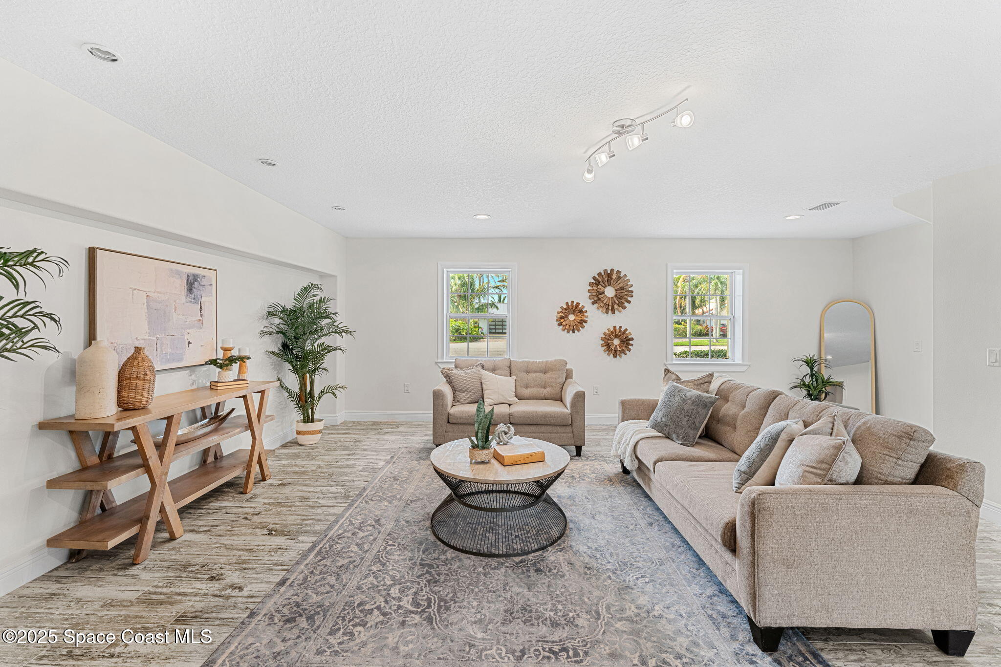 520 Bahama Drive