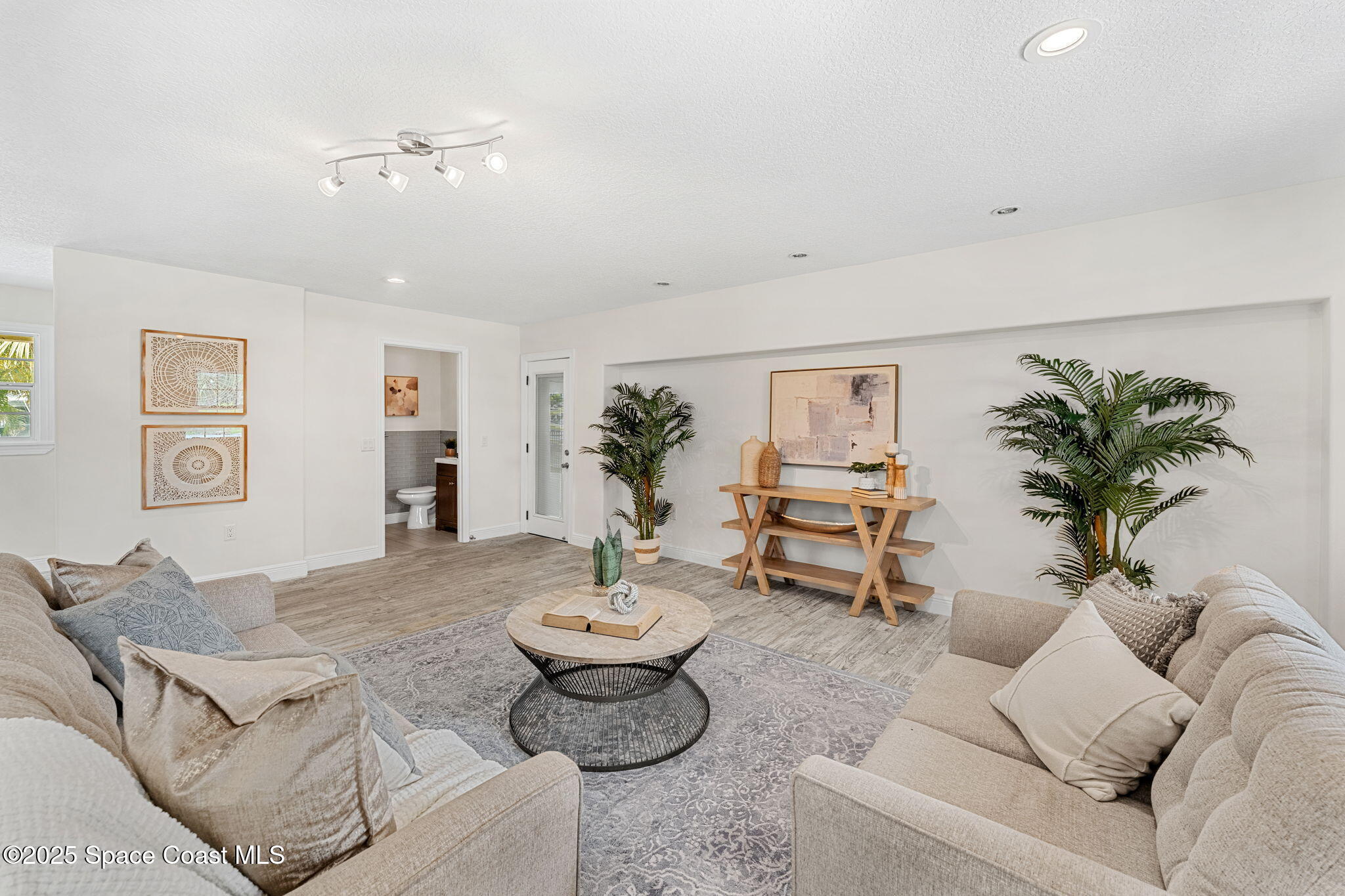 520 Bahama Drive