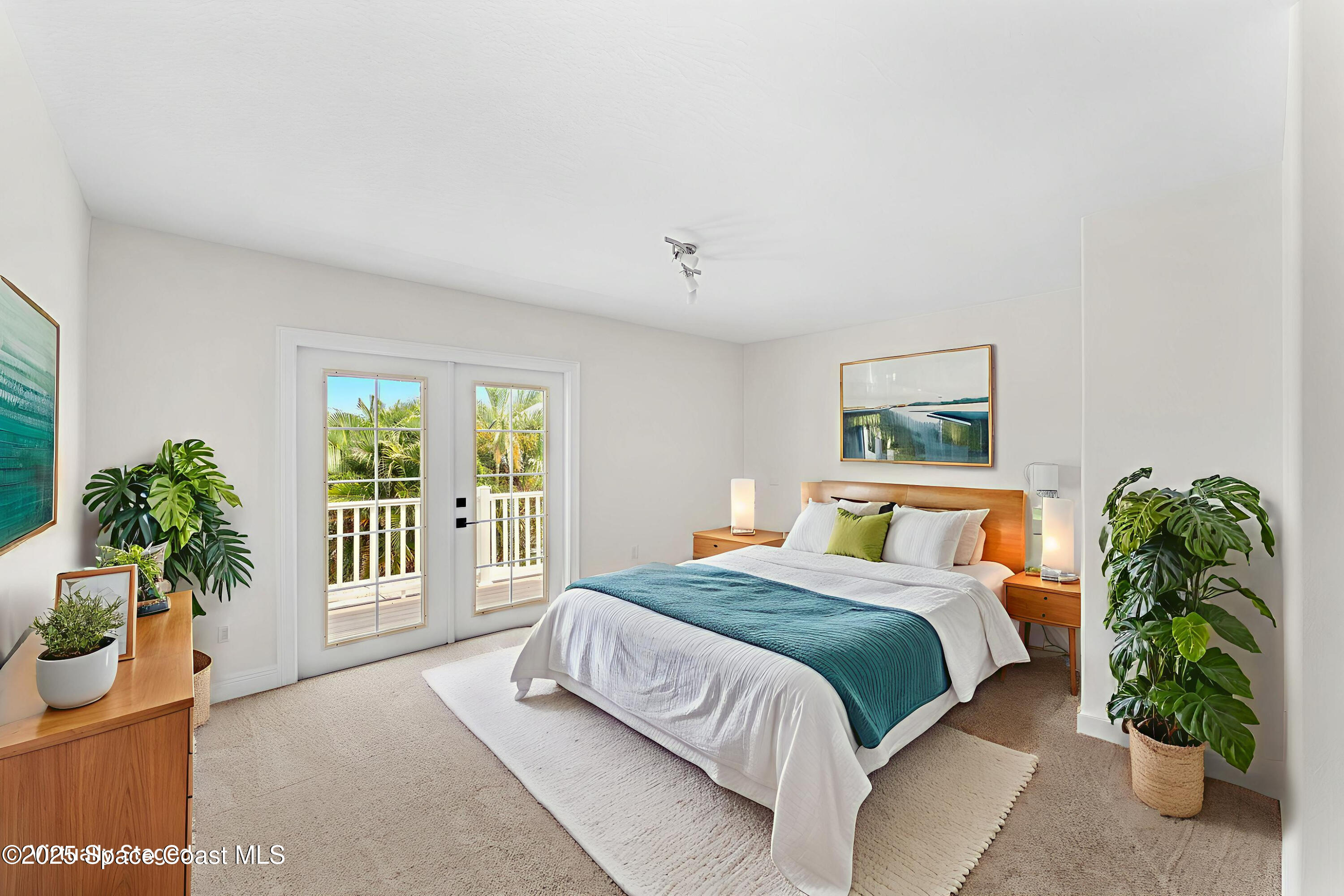 520 Bahama Drive