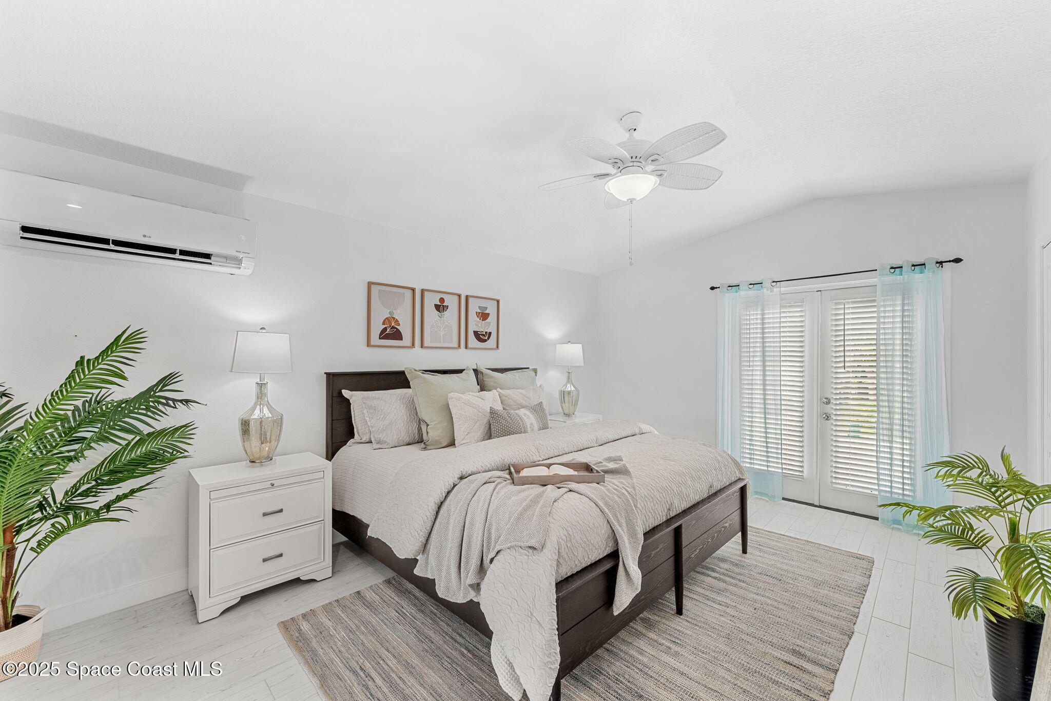 520 Bahama Drive