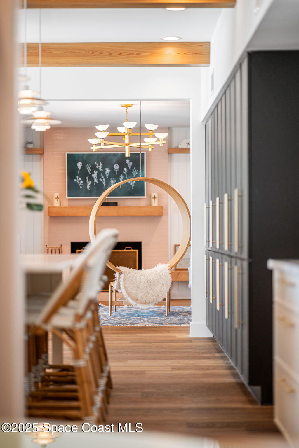 2600 N Riverside Drive