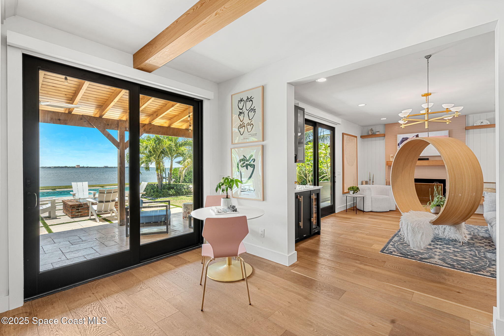 2600 N Riverside Drive